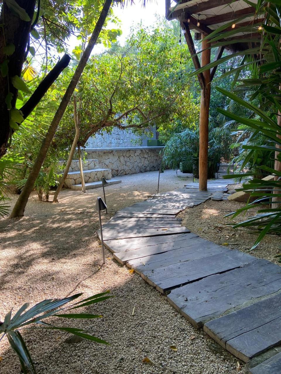 Amor Rooms Tulum Pueblo Buitenkant foto